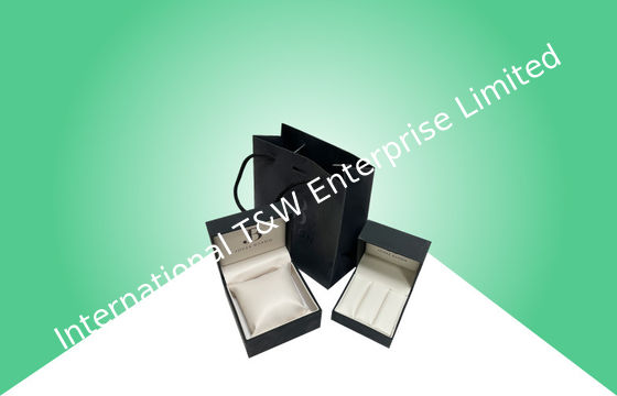 Harga yang bagus Glossy/Matte Lamination Custom Paper Shopping Bags CMYK / Pantone Printing Warna on line