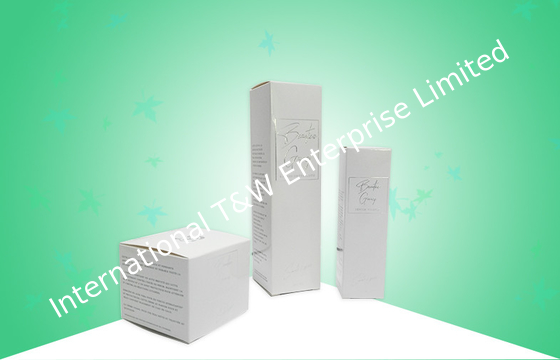 Beli Kemasan Kotak Kertas Disesuaikan 350GSM Dengan Proses Embossing Pencetakan Perak Panas online manufacture