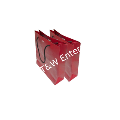 Harga yang bagus Genggam Nylon Tas Belanja Kertas Khusus Tipe Bagian Bawah yang Kental dengan Laminasi Glossy/Matte on line